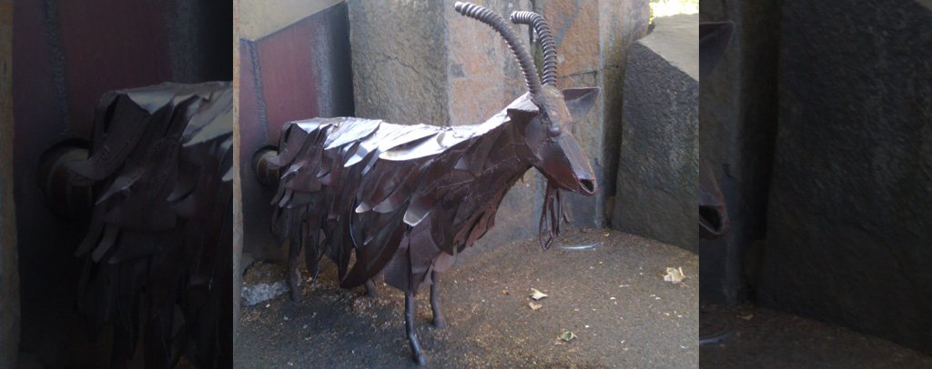 Garbage Goat