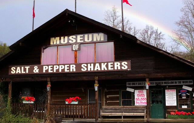 Salt & Pepper Shaker Museum