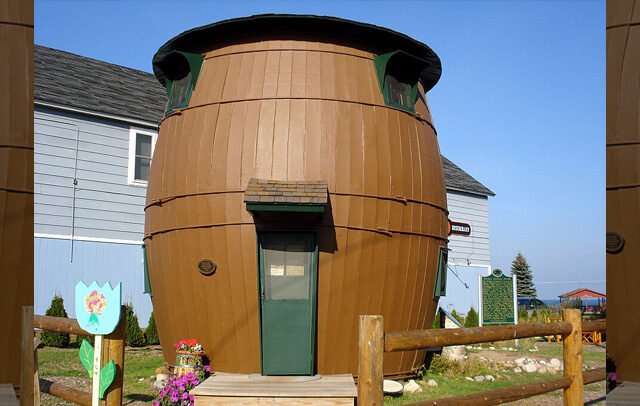 Pickle Barrel House