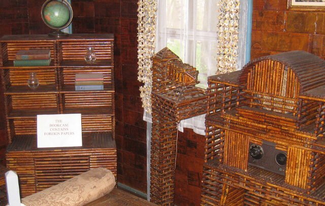 Paper House