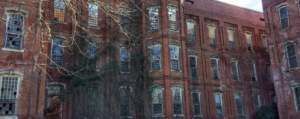 An abandoned brick ward at Central State Hospital in Milledgeville